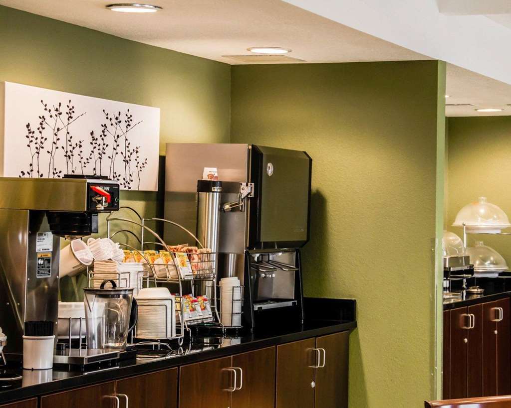 Sleep Inn & Suites Columbus Restaurant photo